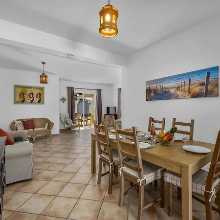 Algarhb By Villa *
