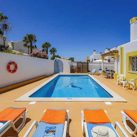 Villa Algarhb By *